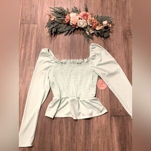5/$25 Item NWT Rabbit Rose Top